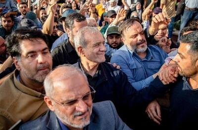 دبیر شورای اطلاع‌رسانی دولت سیزدهم: در جنگ اخیر پزشکیان شجاعانه در میدان بود