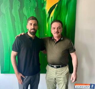 فرشاد فرجی با قرارداد 3 ساله از پرسپولیس به تراکتور پیوست