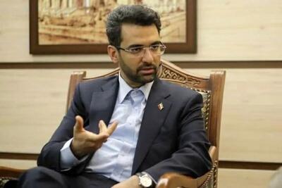 دفاع عجیب و غریب آذری جهرمی از سلطنت طلبها