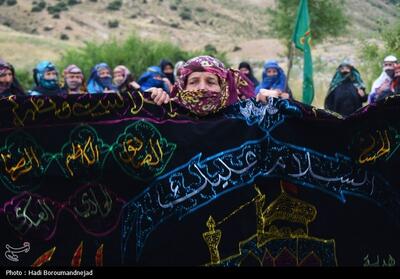 مشارکت زنان روستایی و عشایری قره‌داغ  در مراسم عزای امام حسین(ع)- فیلم فیلم استان تسنیم | Tasnim