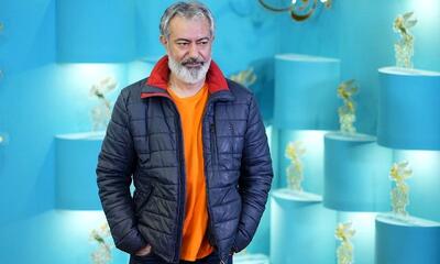 اجرای احساسی «از خون جوانان وطن» با صدای محمدرضا هدایتی + ویدئو