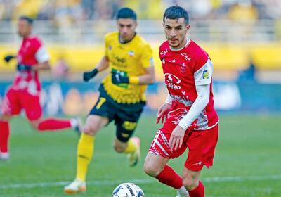 پسر پرسپولیسی‌ام و می‌مانم