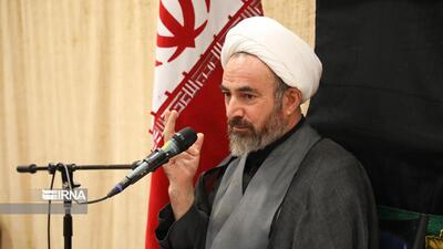 امام جمعه ایلام: وحدت و هوشیاری ملی رمز عبور از تهدیدهای دشمن است