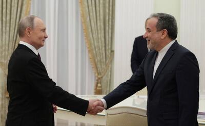 ادعای تحلیلگر مشهور جهان عرب از جزئیات دیدار عراقچی و پوتین در روزهای آخر جنگ ۱۲ روزه