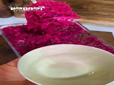 ترشی کلم برگ بنفش، طعمی خاص برای سفره‌های شما