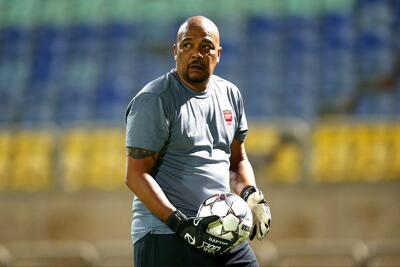 مربی پرسپولیس به فولاد پیوست
