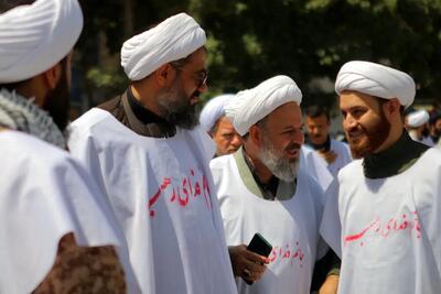 تصاویر؛ دسته عزاداری طلاب کفن‌پوش