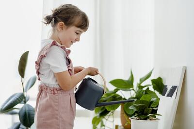 چگونه کودکان را مسئولیت پذیر کنیم؟ ؛ راهکارهای عملی برای پرورش حس مسئولیت پذیری در کودکان  