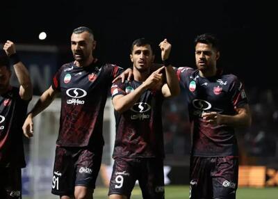 هاشمیان این اخلاقش را باید در پرسپولیس کنار بگذارد | این تیم نصف و نیمه در حد قهرمانی نیست