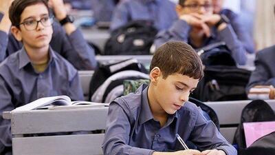 آغاز «هدایت تحصیلی» دانش‌آموزان از اواخر تیرماه/ ارائه خدمات راهنمایی و مشاوره تحصیلی از طریق سامانه ۱۵۷۰