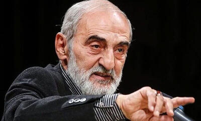 حسین شریعتمداری در انتقاد به پزشکیان: چرا گفتید مراجع علیه فرد خاصی فتوا نداده اند؟/ اتفاقا فتوا علیه ترامپ و نتانیاهو داده شده و مجازاتشان اعدام است