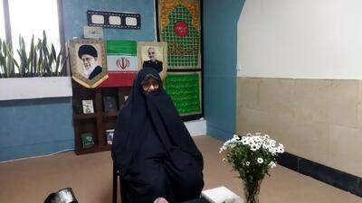 امام معصوم محور هستی و راهنمای حقیقی انسان است