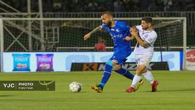 چراغ سبز هاشمیان برای ماندن محمد عمری در پرسپولیس - پارس فوتبال