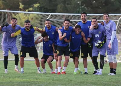 ترکیب احتمالی سپاهان نویدکیا با یک جای خالی! - پارس فوتبال