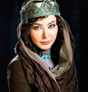 واکنش فقیهه سلطانی به عکس گذاشتن از غذاهای نذری در روز عاشورا / به مریضا کمک کنید دارو تهیه کنن!