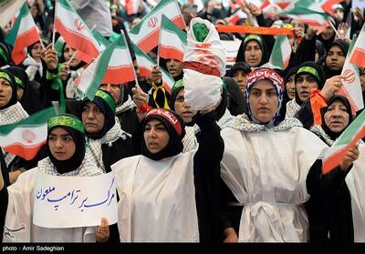 اجتماع بزرگ زینبیون در حرم مطهر حضرت شاهچراغ (ع)- عکس استانها تسنیم | Tasnim