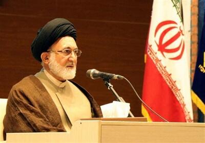قاضی عسکر: سخت‌کوشی و احیای نُسخ خطی از ویژگی‌های مرحوم حجتی بود - تسنیم