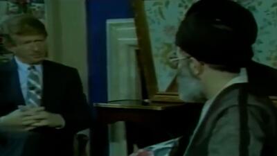 مصاحبه آیت‌الله خامنه ای با مجری آمریکایی در سال۱۳۶۶  و در میانه جنگ ایران و عراق + فیلم