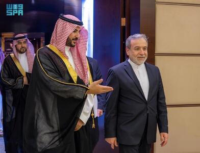 عکس/ دیدار و گفتگوی عراقچی با خالد بن سلمان وزیر دفاع عربستان