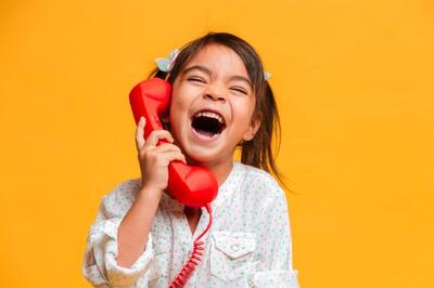علت پرحرفی کودکان؛ چطور رفتار کنیم؟