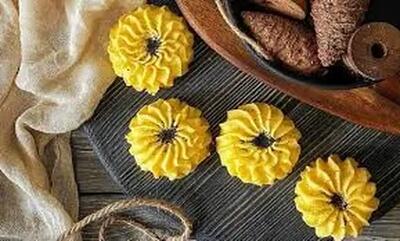 طرز تهیه شیرینی زعفرانی؛ ترکیبی خوش عطر و خوش طعم (فیلم)
