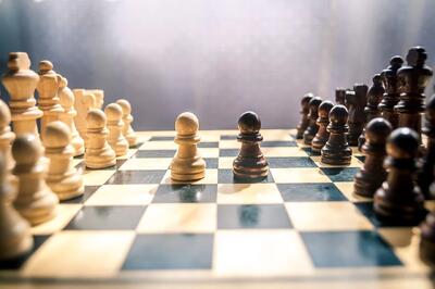 خاص ترین متن های تبریک روز شطرنج به عربی با معنی