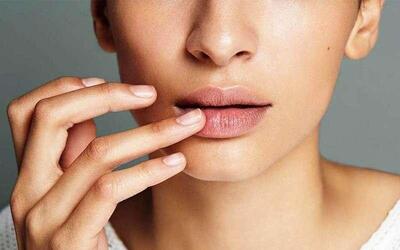 ماسک لب چیست؟ آموزش تهیه ماسک لب خانگی