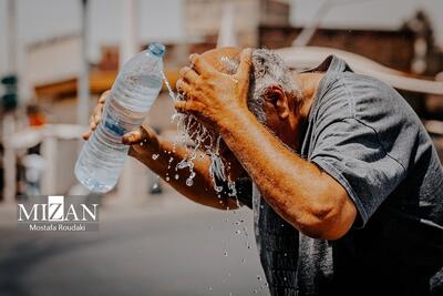 خطرات گرمازدگی؛ از تورم ساده اندام‌ها تا سکته و کاهش سطح هوشیاری