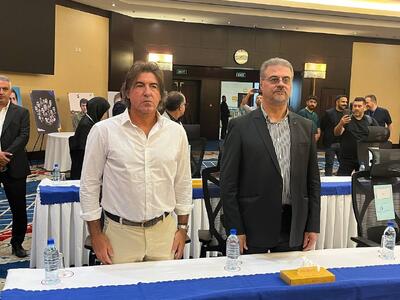 نظر شما درباره این عکس چیست؟/ حضور دوباره ساپینتو در استقلال - پارس فوتبال