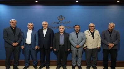مدنی‌زاده با وزرای اقتصاد دولت‌های قبل دیدار کرد - پارس فوتبال