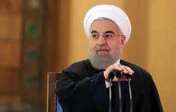 حسن روحانی و رهبر انقلاب روی عرشه کشتی+ عکس