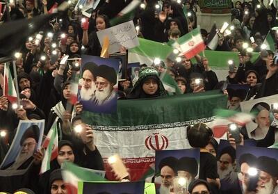 اجتماع باشکوه بانوان زینبی همدان در دفاع از ولایت - تسنیم