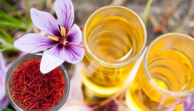 طرز تهیه شربت سکنجبین زعفرانی خوشمزه و خوشرنگ