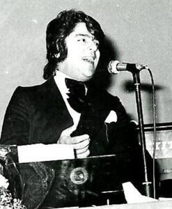 احمد ظاهر، محبوب‌ترین خواننده افغانستان (عکس)