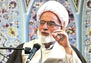 دری نجف‌آبادی: حضور مقام معظم رهبری در حسینیه امام خمینی پاسخ قاطعی به یاوه‌گویان بود