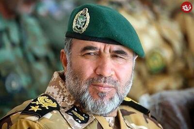 عکس/ امیر کیومرث حیدری فرمانده نیروی زمینی ارتش در حال خوش و بش با سردار سلیمانی | اقتصاد24