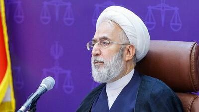 دادستان کل کشور با خانواده قاضی شهید قناعت‌کار دیدار کرد