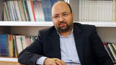 طعنه جواد امام به مسئولان ارشد امنیتی و سیاسی: آدرس غلط ندهید/ مردم ایران مهاجرستیز نیستند