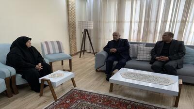 مسئولان در مقام آزمایش الهی برای خدمت به خانواده شهدا قرار دارند