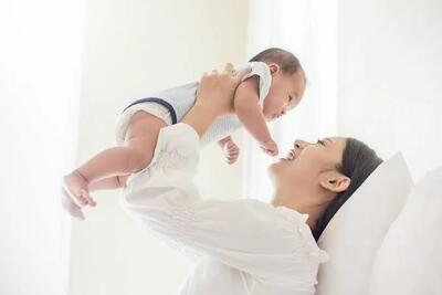 واکنش نشان ندادن نوزاد به صدا(علل و راهکارها)