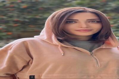 نگاه روز | رونمایی از مادر واقعی و باکلاس بهنوش طباطبایی در سال جدید / چه مادر با ابهتی