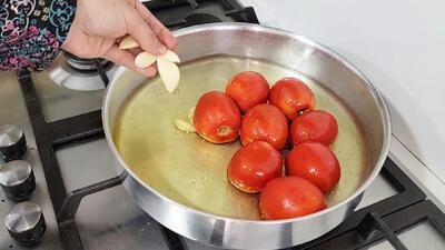 بعد از این غذا، دیگر مرغ یا گوشت نخواهید خورد / طرز تهیه شام رستورانی با گوجه