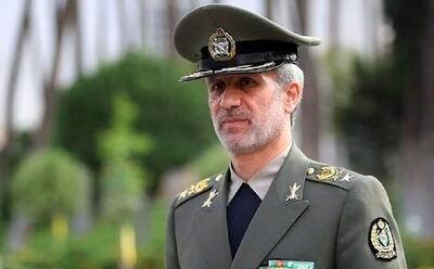 فرمانده کل ارتش: اجازه نخواهیم داد یک وجب از خاک ایران از آن جدا شود