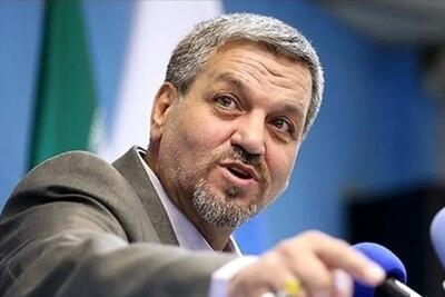 کواکبیان در صداوسیما: من شرمم می‌آید، اما «کاترین شکدم» با ۱۲۰ نفر از افراد مهم این مملکت همخوابگی داشته