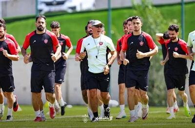 یک مربی با عینک دودی پرسپولیسی‌ها را به خط کرد