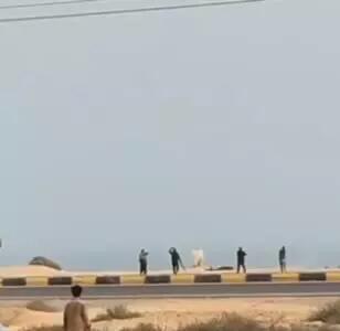اولین تصاویر از هلاکت تروریست مسلح پس از درگیری با نیروهای نظامی در جاده ساحلی چابهار!
