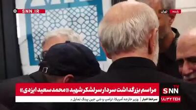 خوش و بش مردم با سردار قاآنی، فرمانده نیروی قدس در مراسم بزرگداشت سردار شهید «ایزدی»