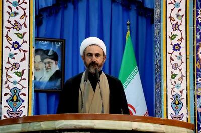 مکتب انقلاب ایران اسلامی برگرفته از حماسه حسینی است