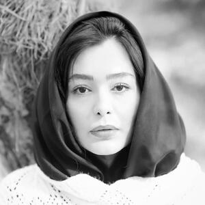 عکس جذاب سانیا سالاری در جشن تولدش