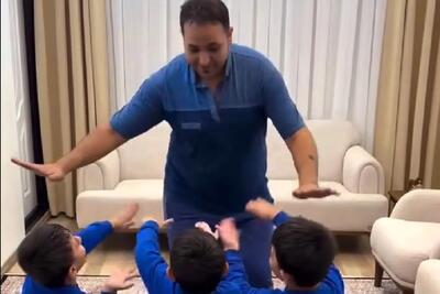 آواز شاد؛ 3 قلوهای شر و شیطون خونه رو به آب و آتیش کشیدن رقص ژانگولری میرن با پدر
